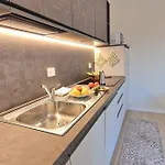 Franca Pool Apartman