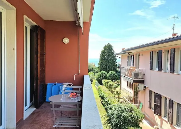 Franca Pool Bardolino