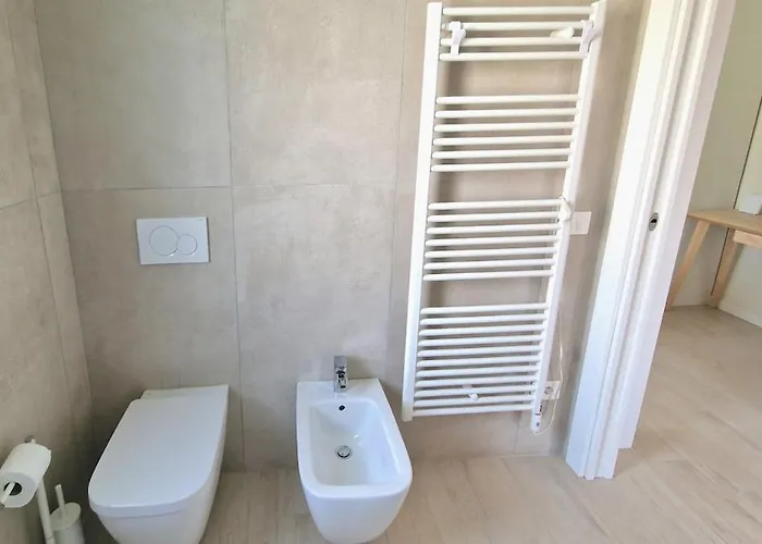 Franca Pool Bardolino