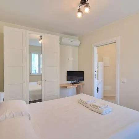 Franca Pool Apartment Bardolino